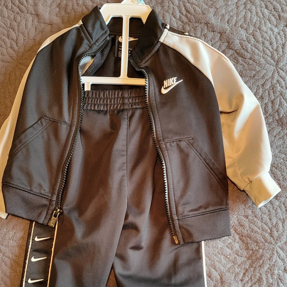 Children 2 piece sweat suits